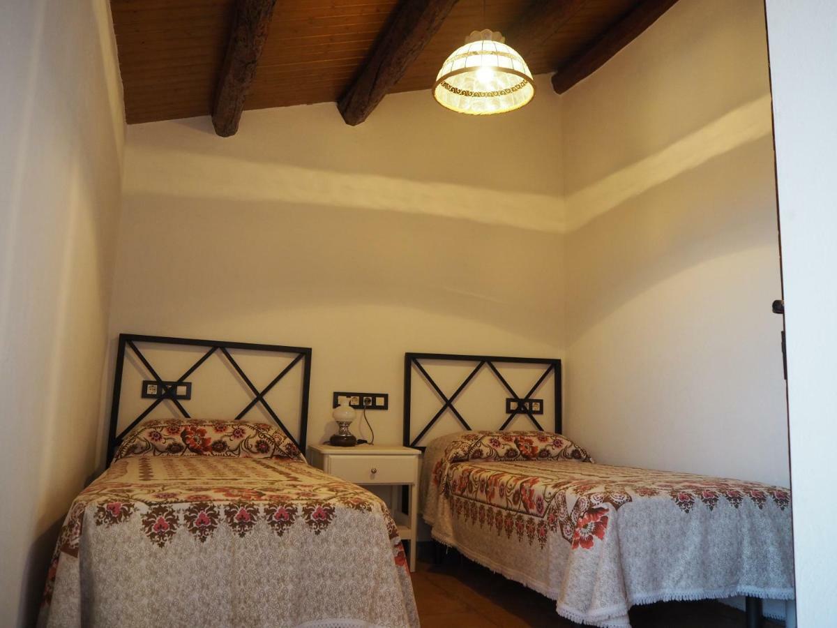 Cal Ventura Guest House El Bruc Bagian luar foto